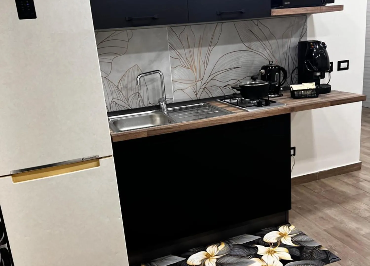 Apartamento B&B Zia Giuseppina & Rosa Alla Riviera Di Chiaia Nápoles